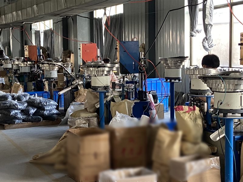 EAS-TAG-PRODUCTION-MACHINES EAS-TAG-PRODUCTION-MACHINES